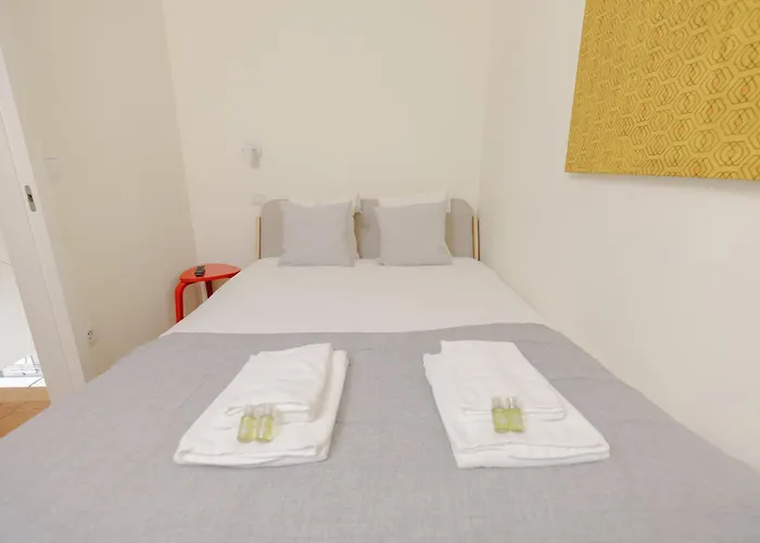 Trindade Skyline Premium By Hosty *