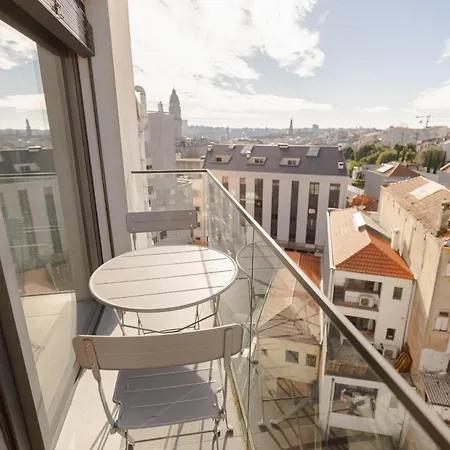 Trindade Skyline Premium By Hosty Oporto