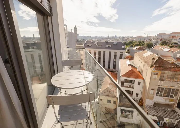 Trindade Skyline Premium By Hosty Oporto